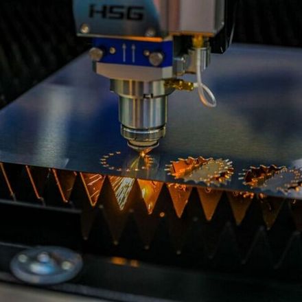 Лазерная резка углеродистой стали 5 мм за пог.м.