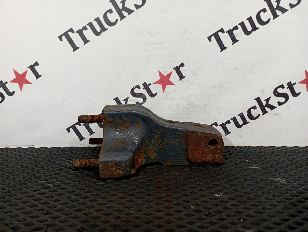 Кронштейн ящика АКБ