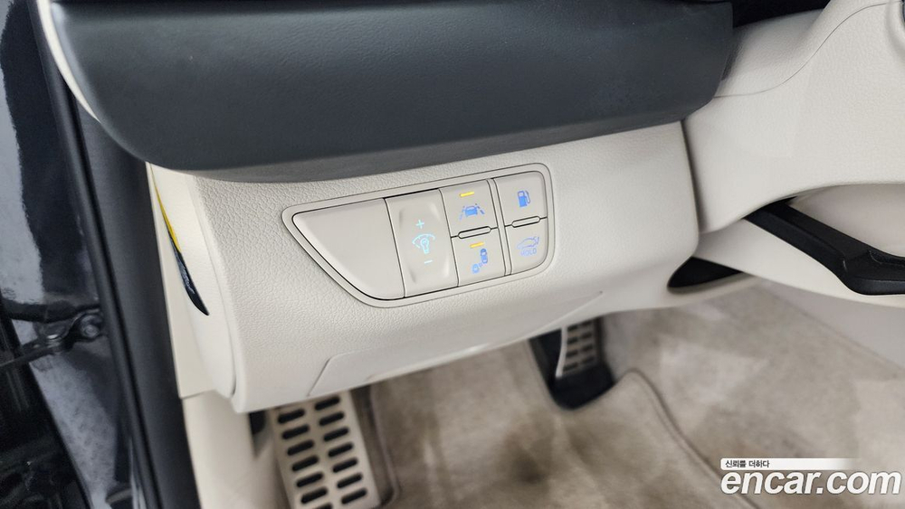 Genesis G70 2.0T (03.2020)