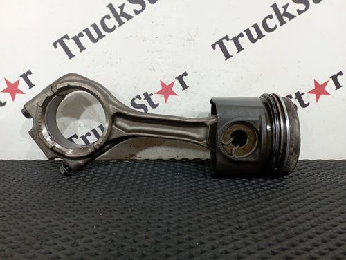 Поршень с шатуном