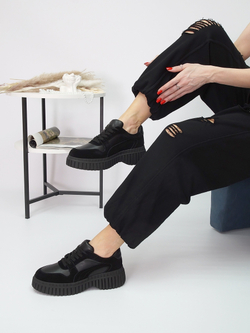 Кроссовки женские демисезонные