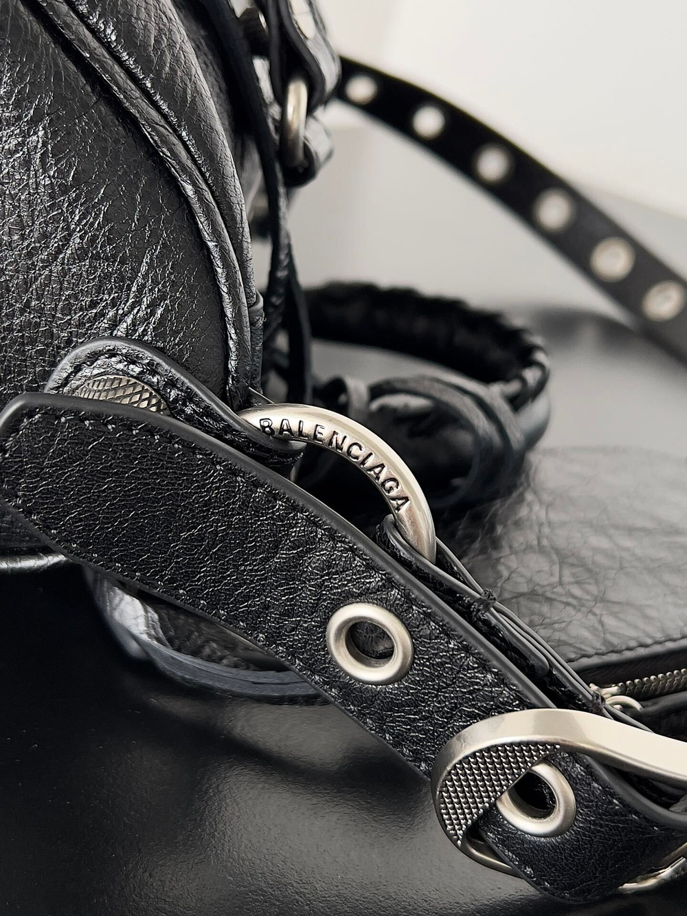 Balenciaga Le Cagole Mini Duffle Bag 20 cm
