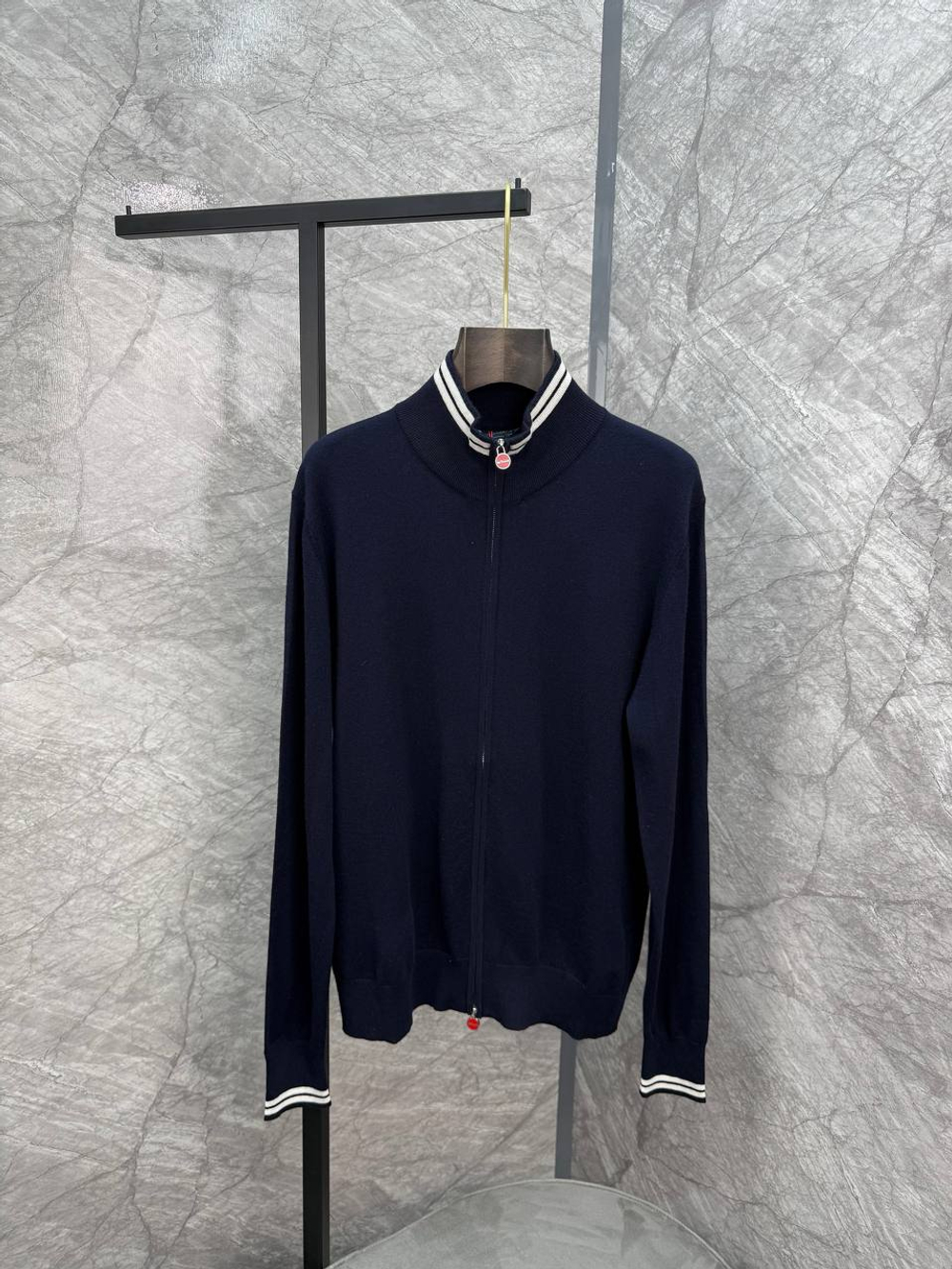 Кардиган Kiton