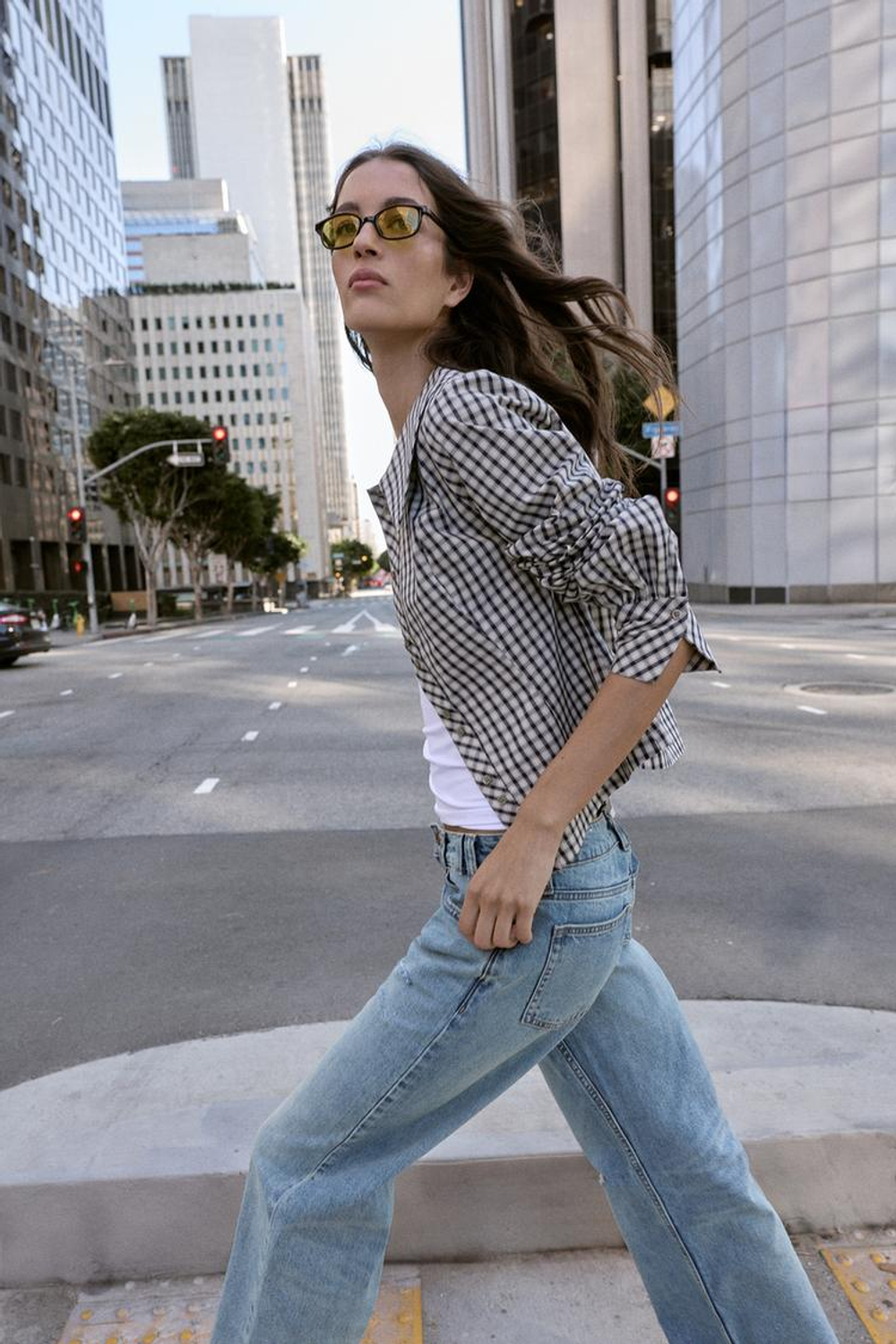 ZARA РУБАШКА В КЛЕТКУ С КРУГЛЫМ ВОРОТНИКОМ, КОРИЧНЕВО-СИНИЙ