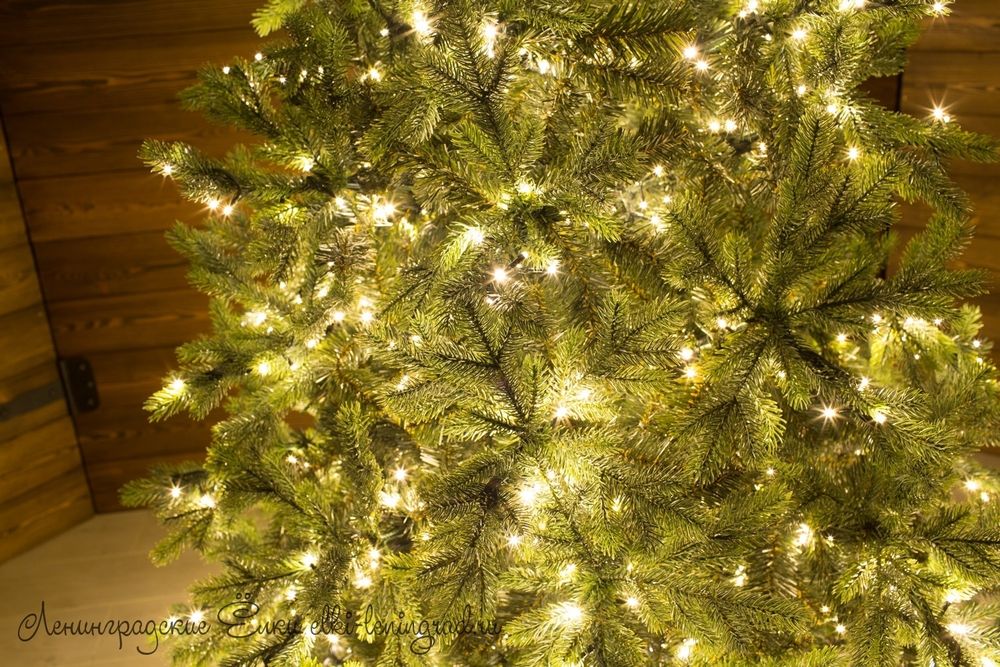 Елка с гирляндой «Грацио» (Литая+пвх) 210 см / 2,1 м