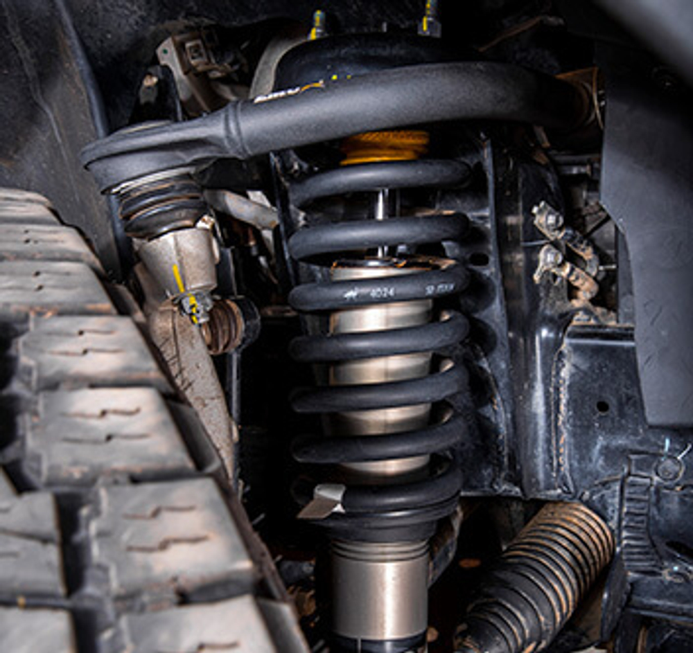Верхние рычаги усиленные Toyota Land Cruiser 300 OME UCA0006