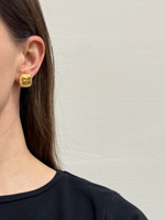 Миниатюрные клипсы с лого Givenchy