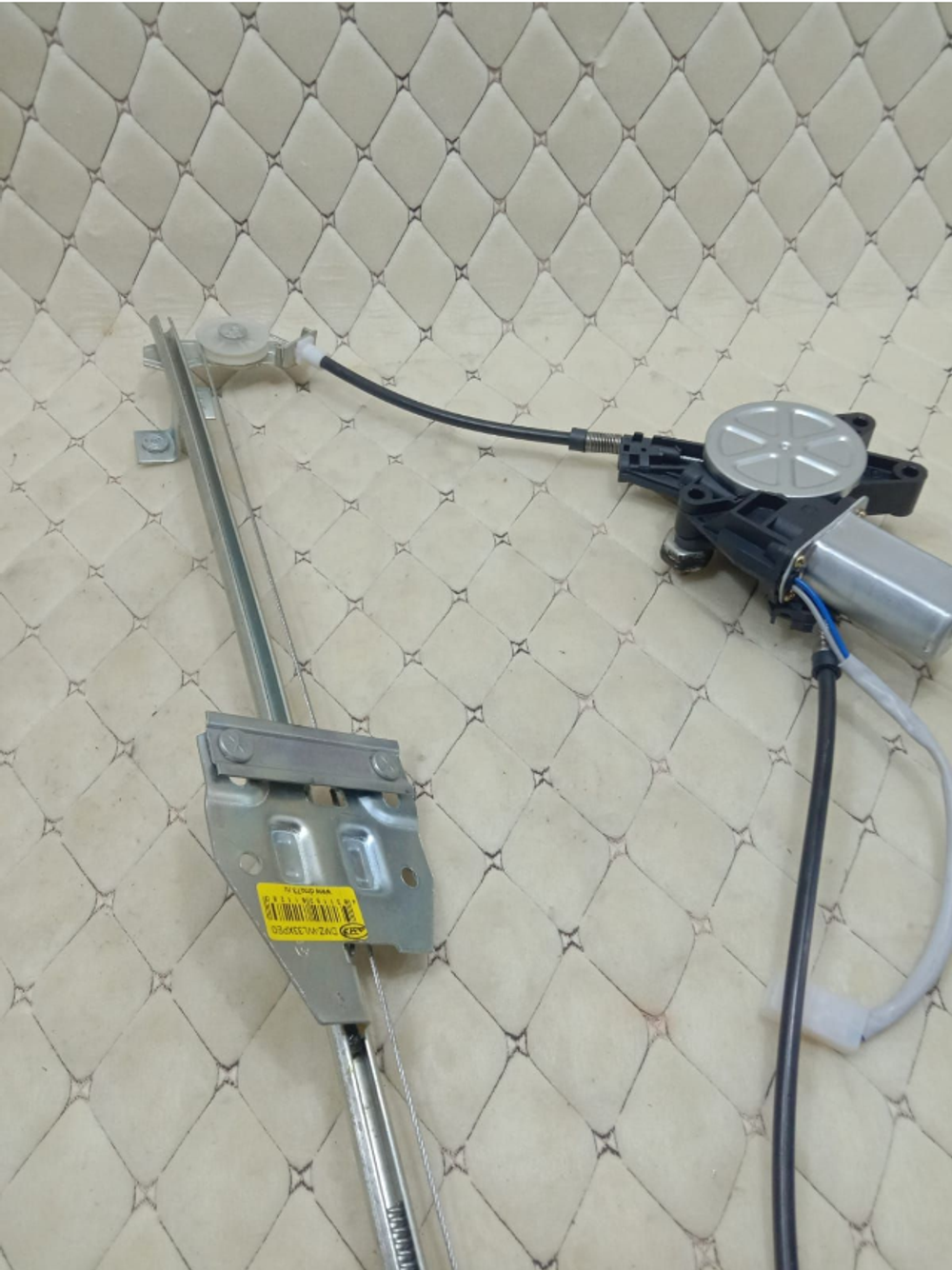 Электростеклоподъемник "ДМЗ" ГАЗель, 3302 С/О с мотором правый