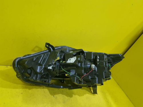 Битая Фара правая Nissan Qashqai J11 13-19 галоген
