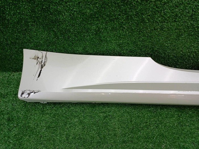 Накладка порога правая BMW 4er G22 (20-нв) M-paket