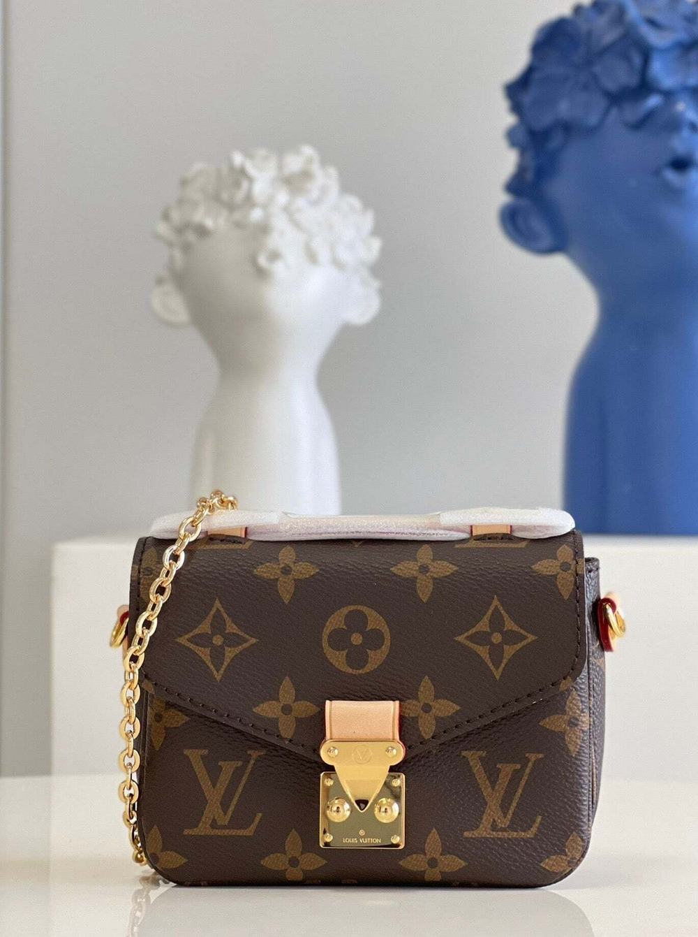 Louis Vuitton Micro Metis