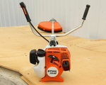 Триммер STIHL FS55 бензиновый, ширина скашивания 55см, полная комплектация с катушкой и ножом ОРИГИНАЛ
