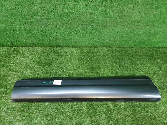 Накладка двери передняя левая Audi Q7 2 (2015-н.в.)