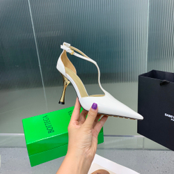 Bottega Veneta Rocket T-Bar Pump 9 cm