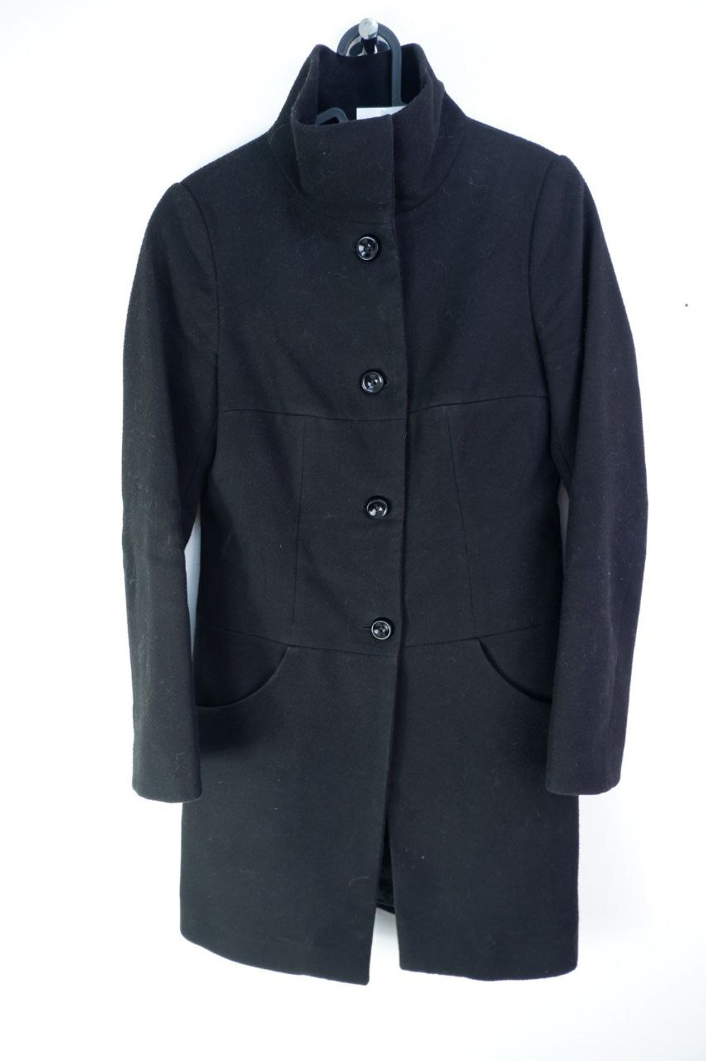 Пальто BENETTON строгое 40 размер