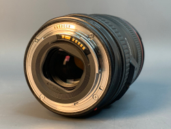 Canon EF 24-105mm 4 L IS USM
