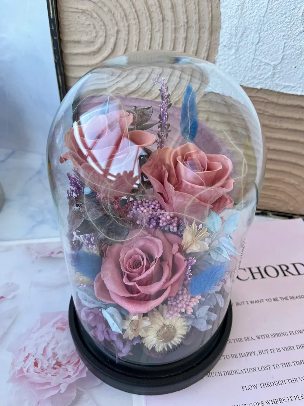 натуральные пионы в колбе