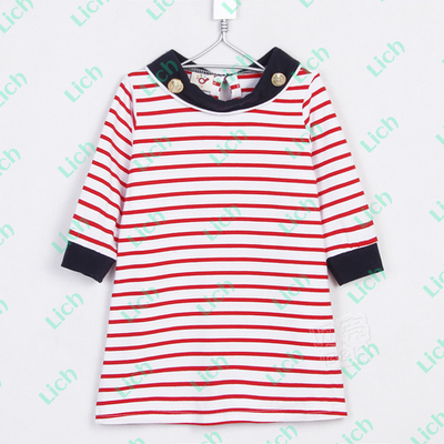 Платье детское в полоску с декоративными пуговицами на воротнике