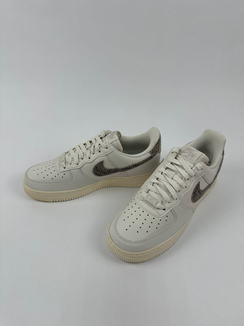 Кроссовки Nike Air Force 1 '07