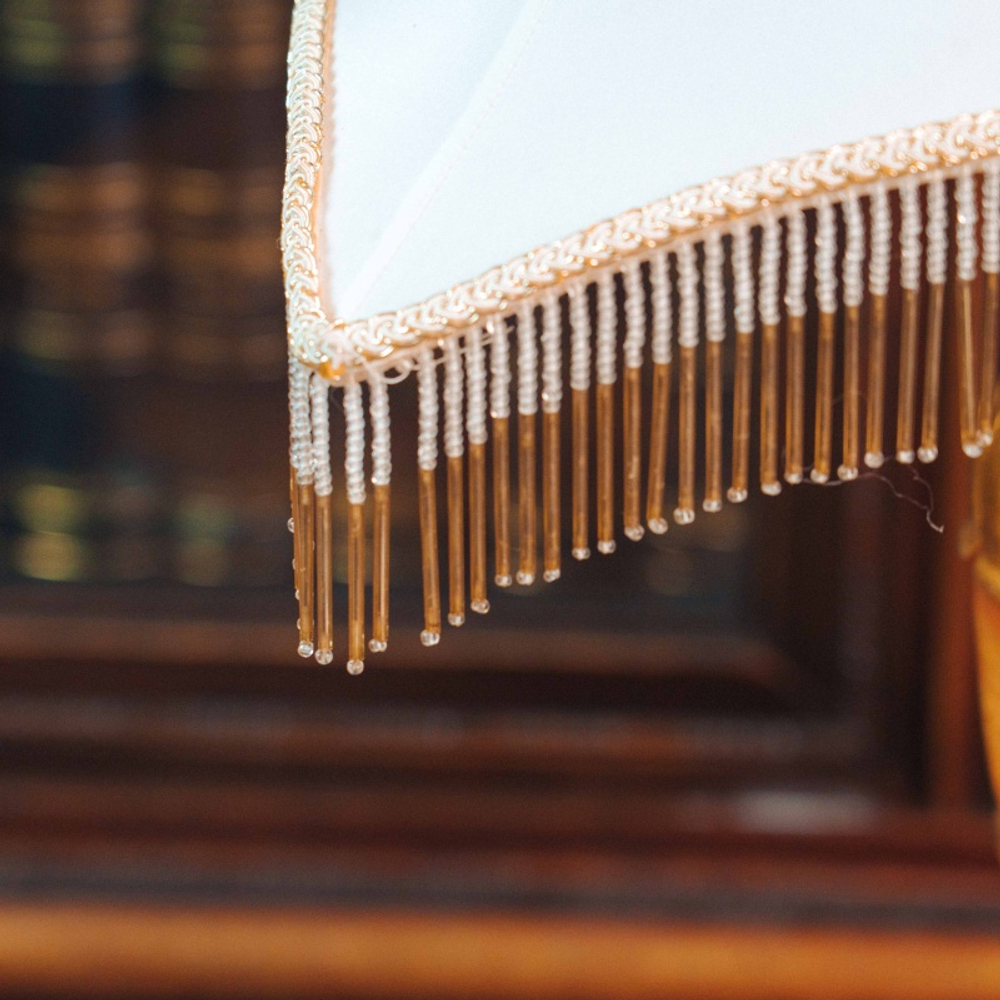 Настольная лампа в классическом стиле