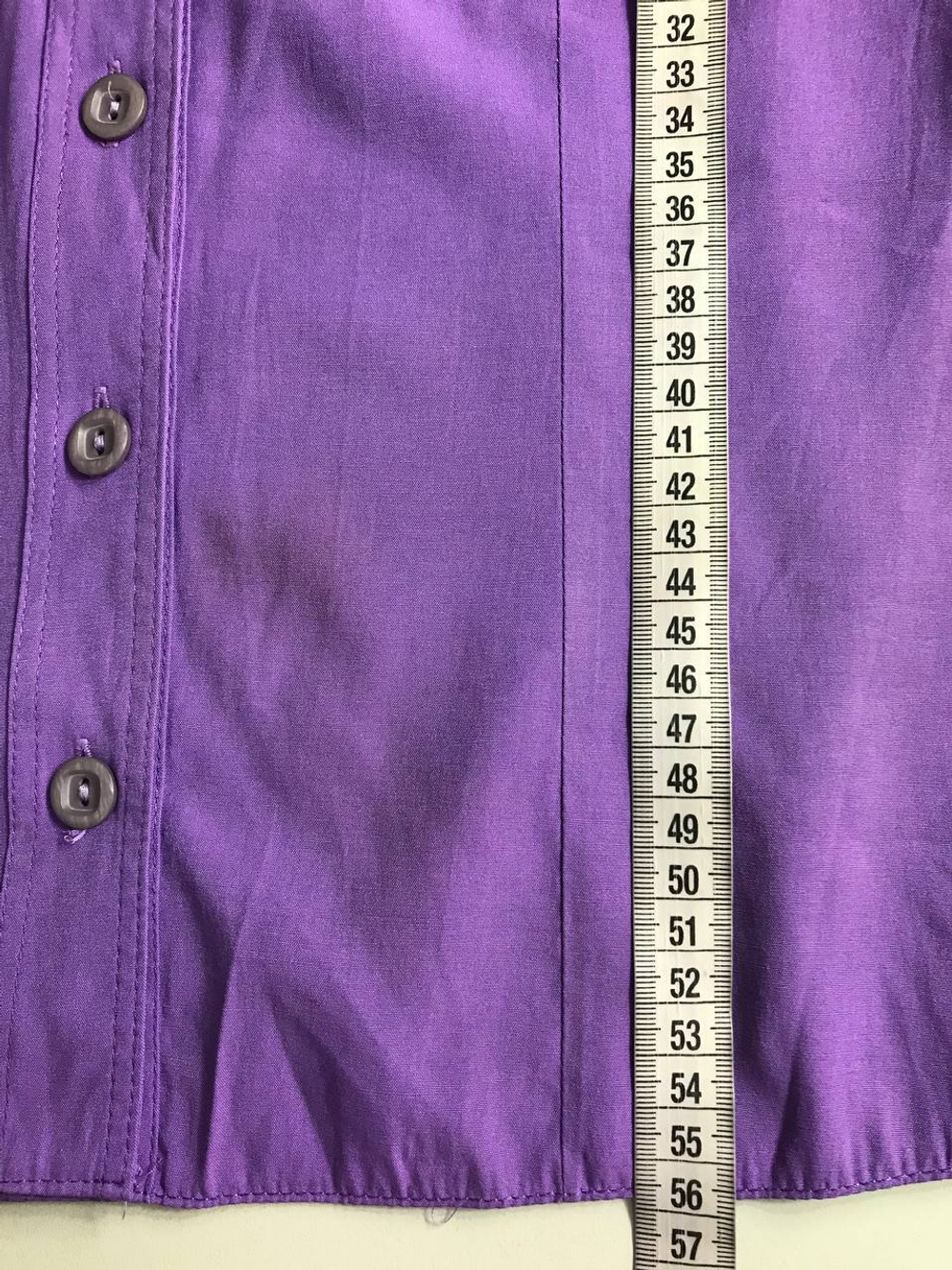 Рубашка Bikkar цвета летней сирени, маркировка 44, визуально на 44 размер