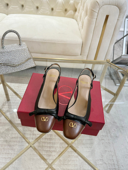 Valentino Slingback Pump