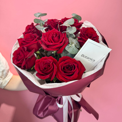 Моно букет из 9 роз Эксплорер и эвкалипта 240220261