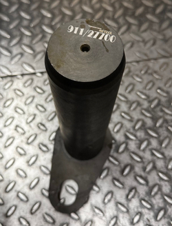 Палец 911/27700