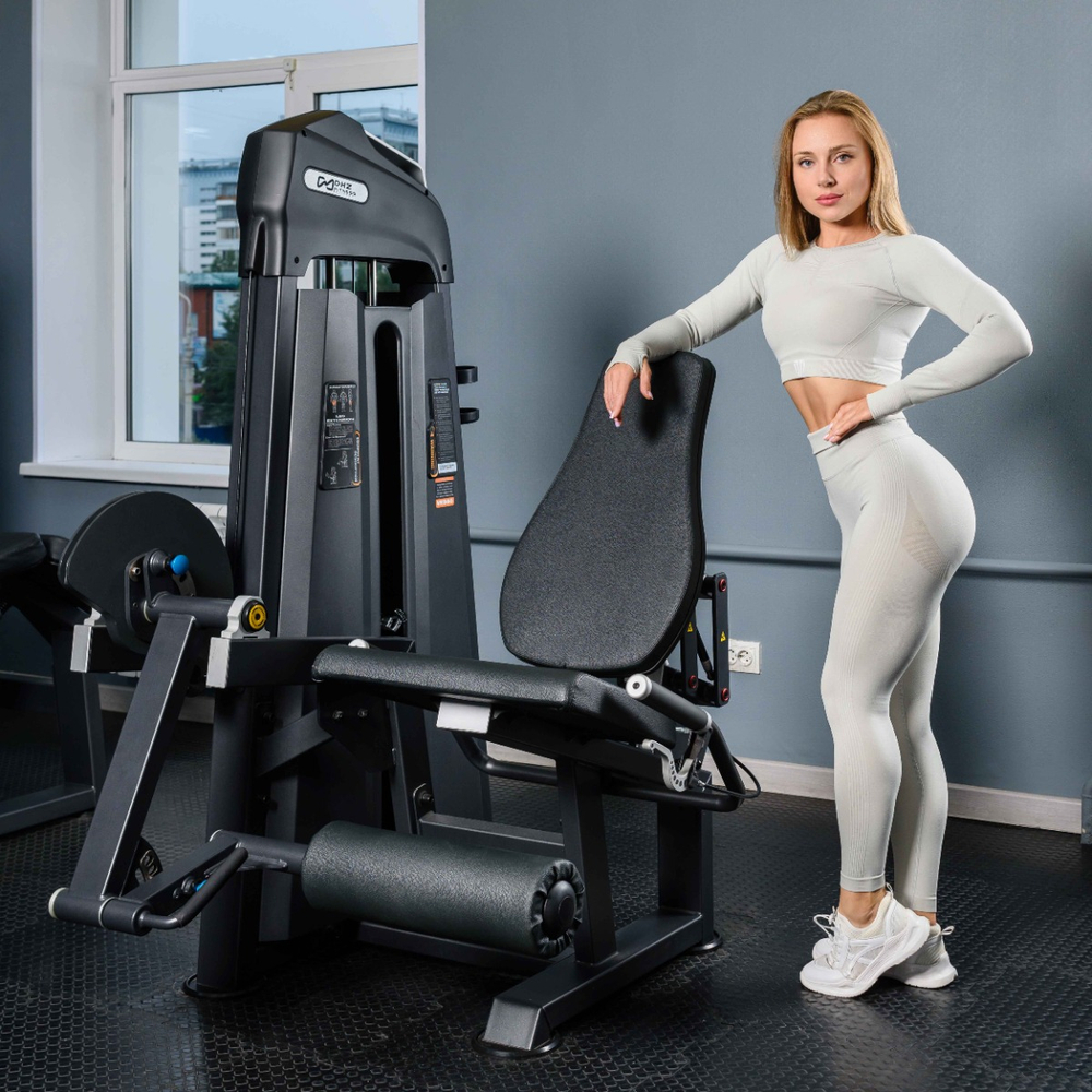 U3002C-JZ Разгибание ног сидя. Стек 135 кг