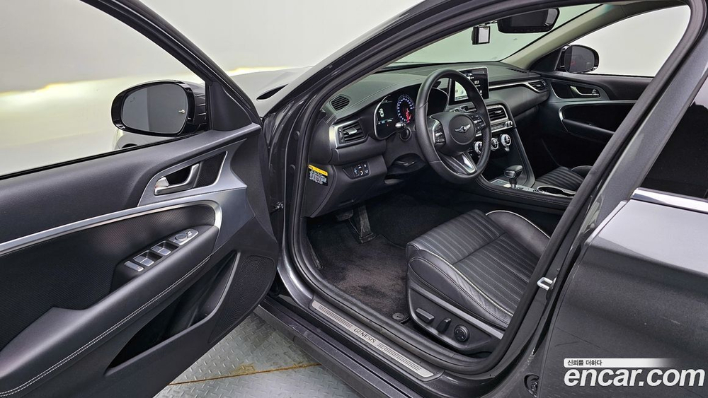 Genesis G70 2.2D (03.2020)