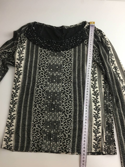 Блуза оригинальная 40-42 размер