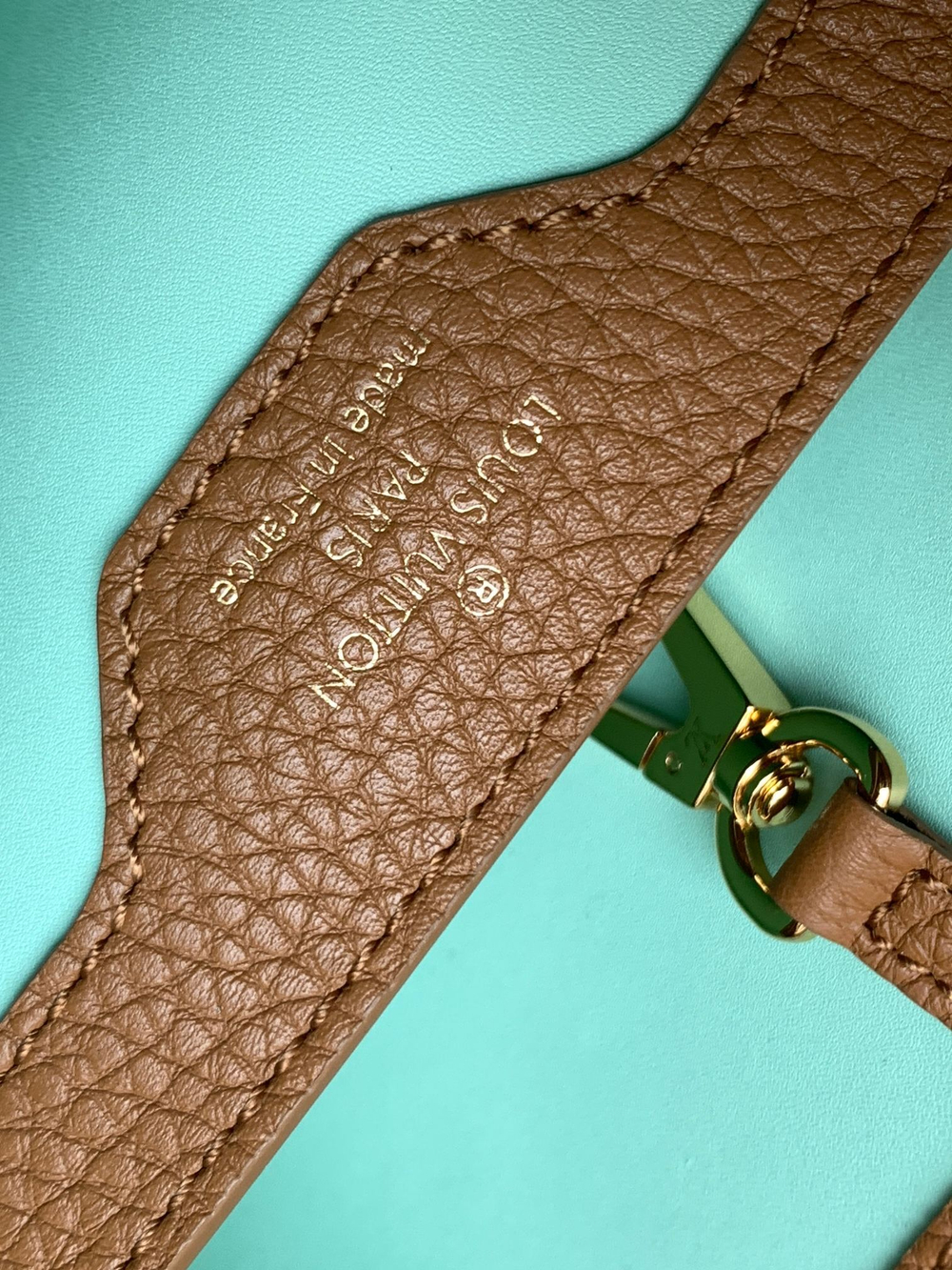 Louis Vuitton Capucines BB