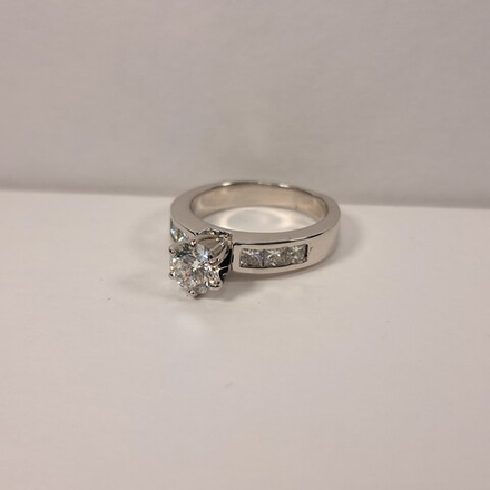 Бриллиант 0,71 кт.