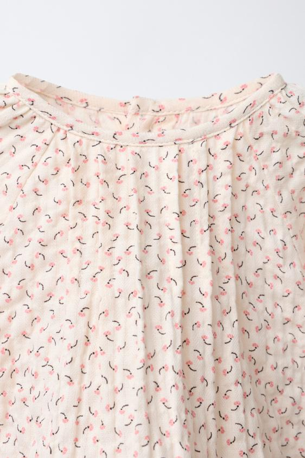 ZARA РУБАШКА С ЦВЕТОЧНЫМ УЗОРОМ, ЭКРЮ