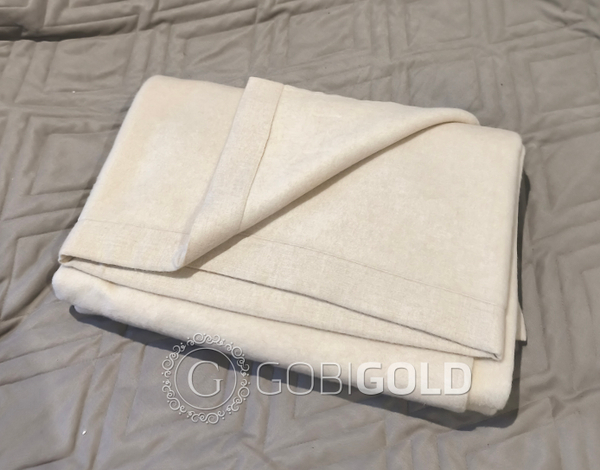 Одеяло тканое из 100% кашемира (GOBI) 135x200 см. - кремовое (ЛЮКС)