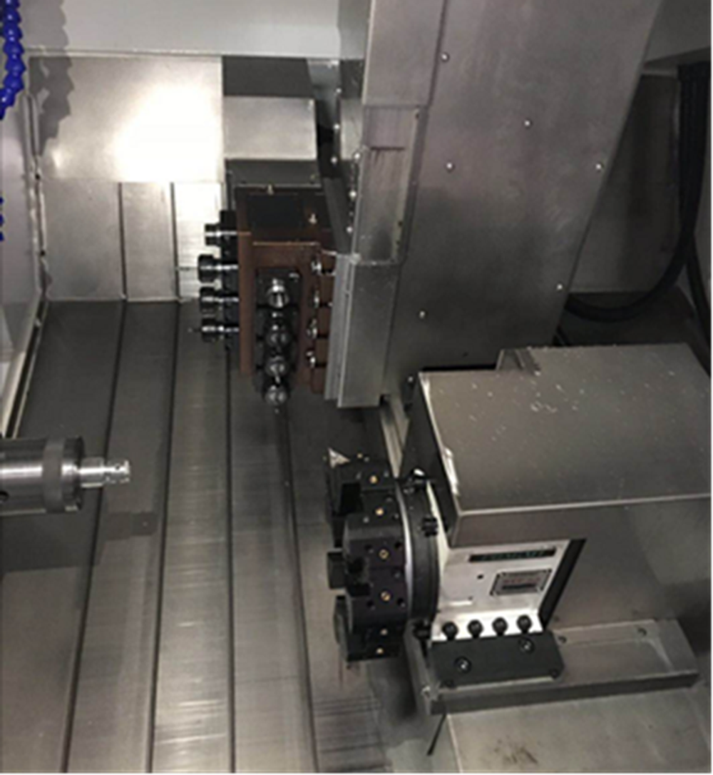 Горизонтальный токарный обрабатывающий центр с приводным инструментом с осью Y «HIRUNG» Е55MY