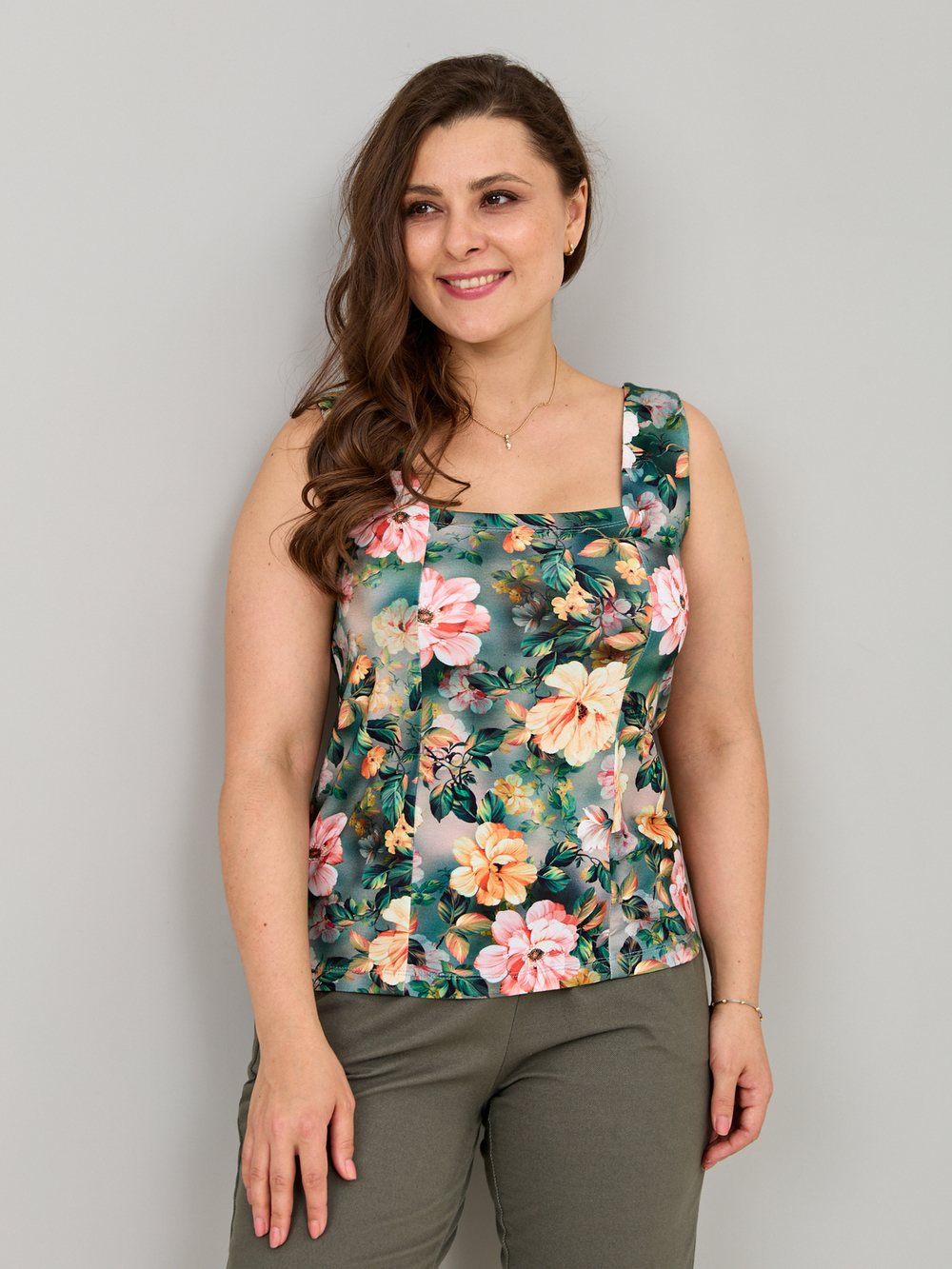 Майка М-040/пионы-акварель