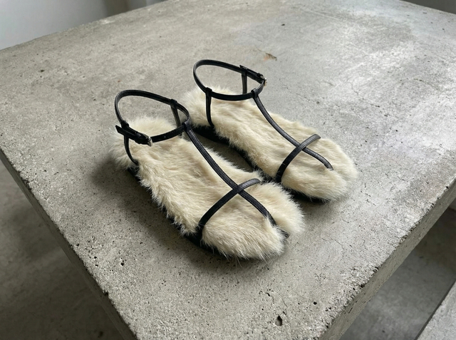 Cандалии с мехом BLUR