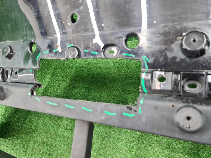 Бампер передний Lixiang L9 (2022-н.в.)