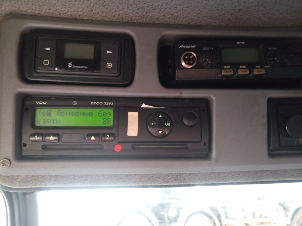 КамАЗ 5490 4x2 Седельный тягач 5490-S5 (Дизель/Газ, 12,0 л, 401 л.с., МТ)