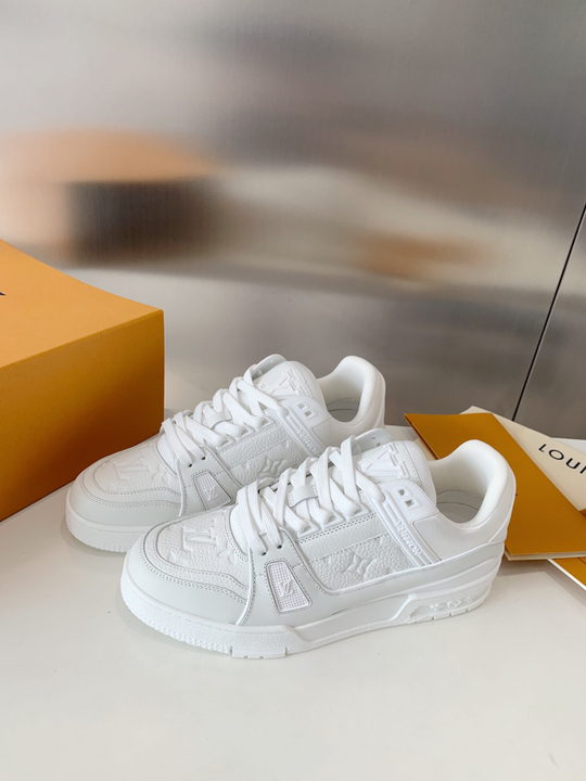 Louis Vuitton Trainer Sneaker