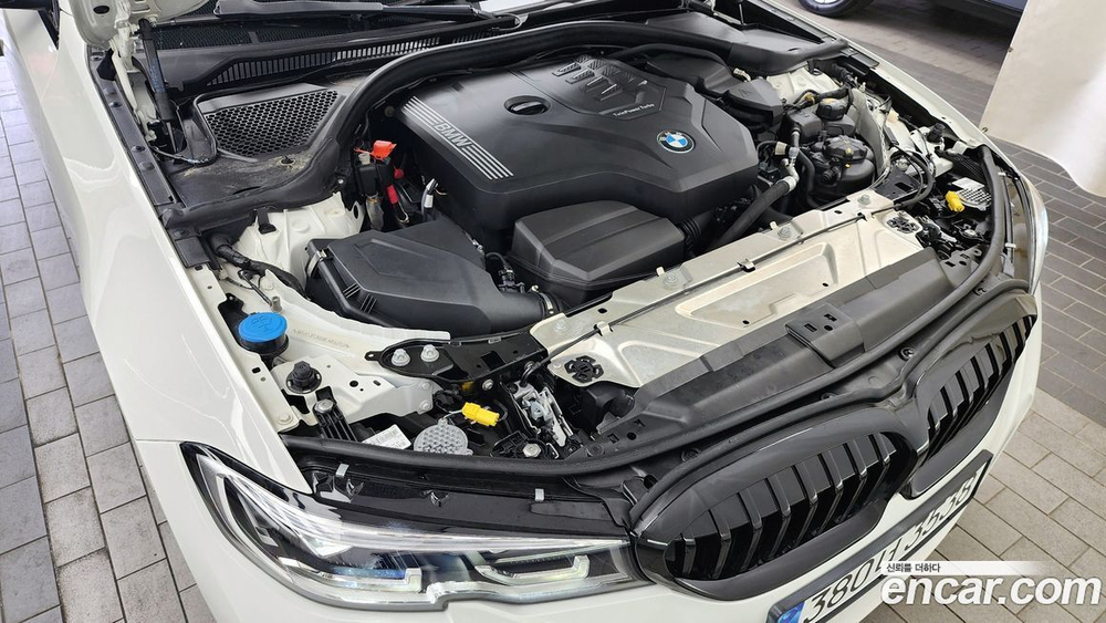BMW 3 Series (G20) 320i M Sports (04.2022)