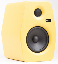 Monkey Banana Turbo 6 banana Студийный монитор 6,5', шелковый твиттер 1', LF 60W, HF 30W, балансный вход, S/PDIF-вход, S/PDIF Th