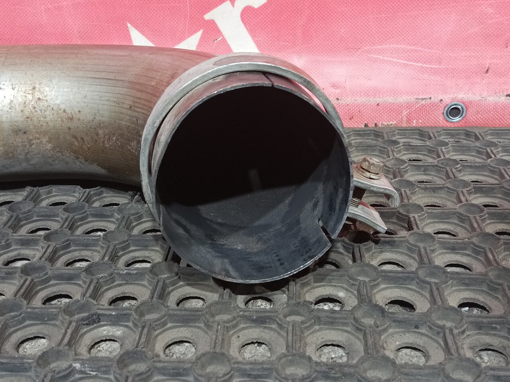 Приемная труба глушителя 2017 год.