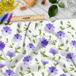 Ткань таффета васильки и сочная листва на бежевом фоне