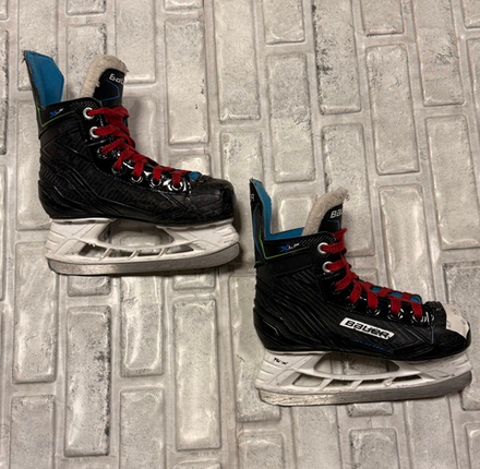 Bauer xlp YTH 13R (EUR 33)