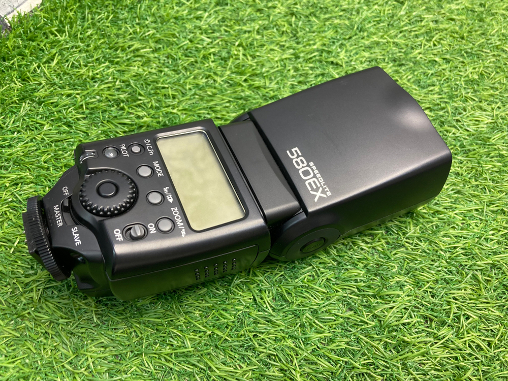 Canon Speedlite 580EX