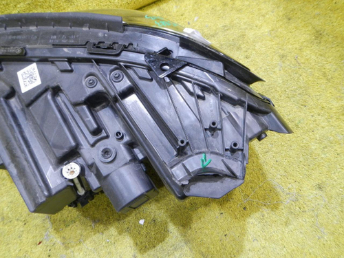 Битая Фара правая Mercedes E W213 (2016-2021) LED