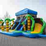 Надувной наземный аквапарк «Дворец»,11*7*5,2 м