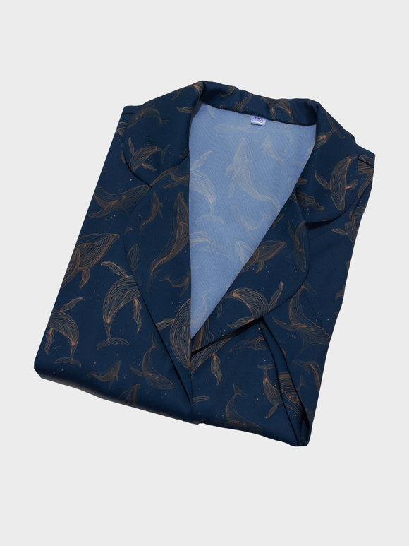 Шелковая блуза с китами